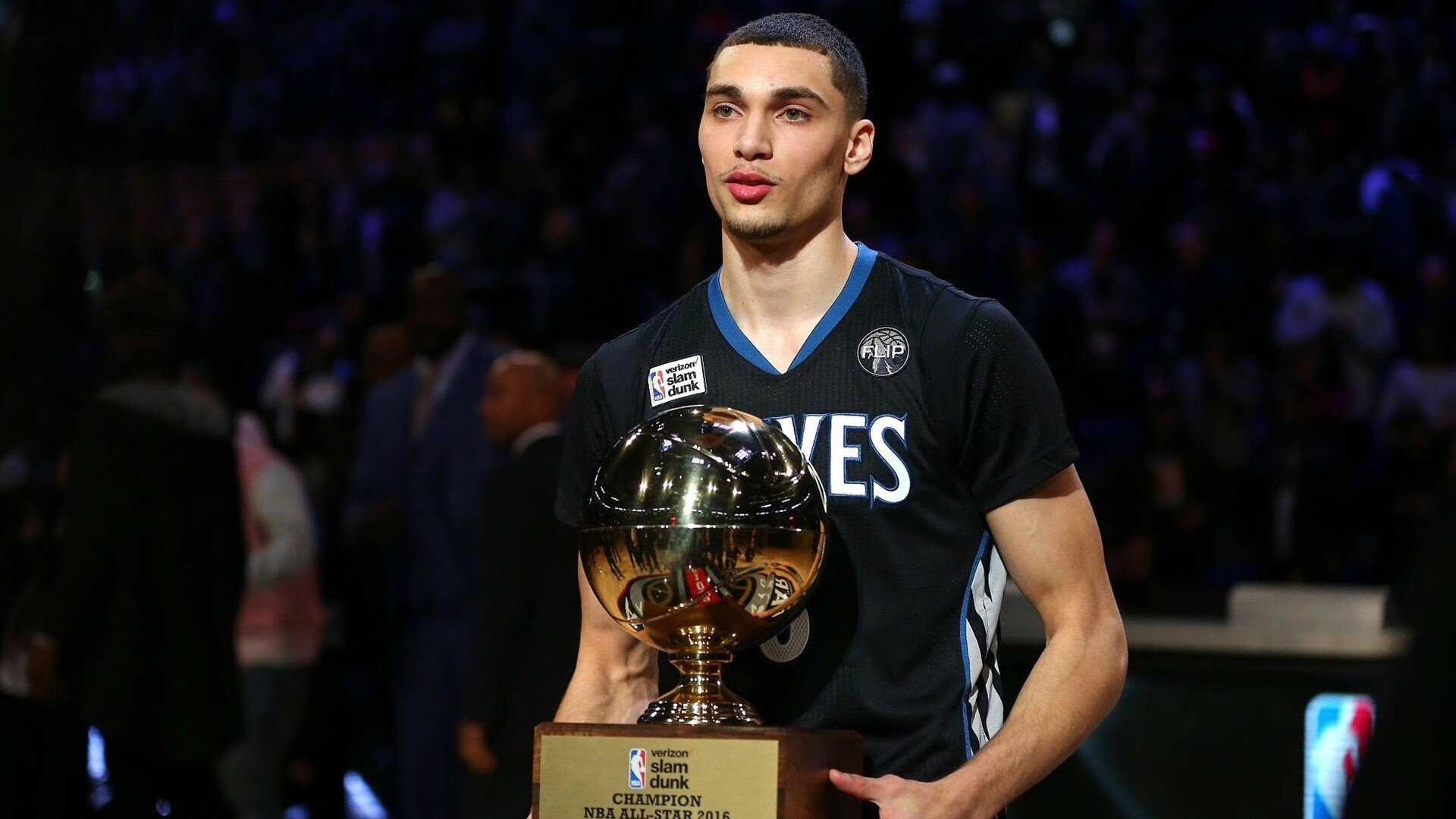 2026世界杯官方吉祥物正式亮相，展现未来科技元素，世界杯吉祥物设计